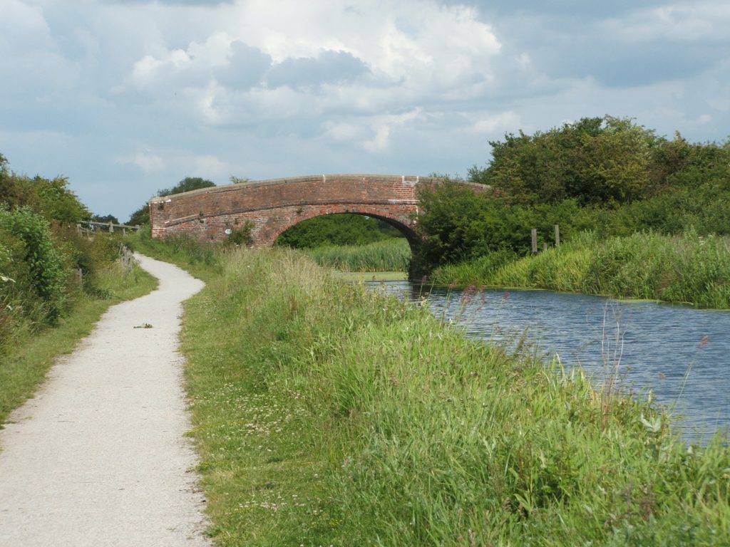 grantham canal cycle route map